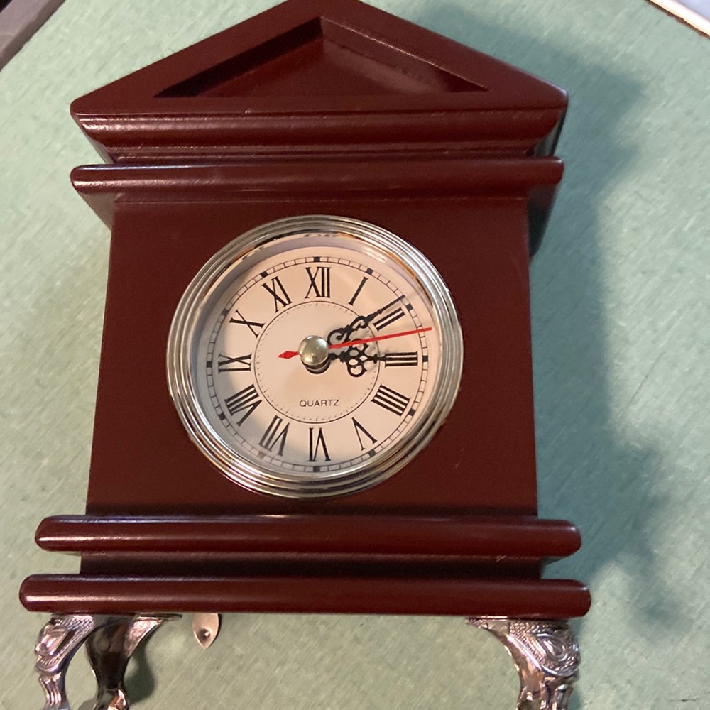 GODINGER SILVER ART CO. WOODEN ARCH CLOCK